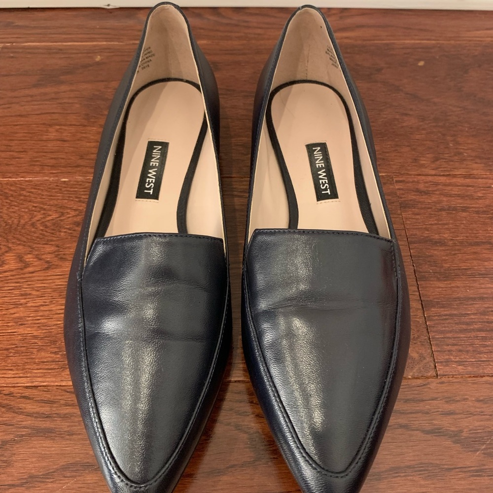Nine West Abay Smoking Flats NAVY- Size 6